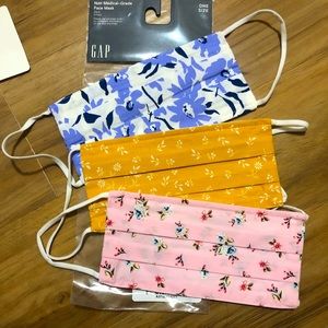 3 pack Gap masks